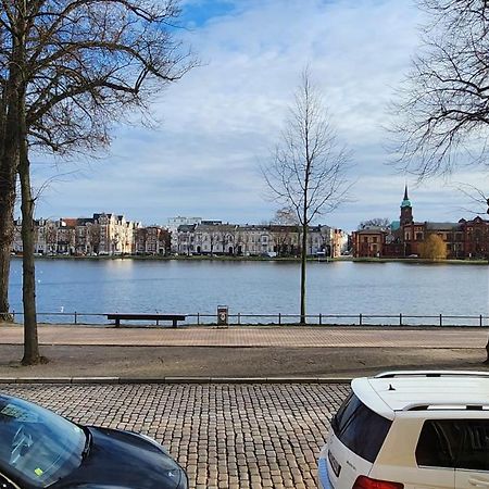 Das Ferienapartment Alexandrine Direkt Am Pfaffenteich Mit Eigenem Parkplatz Шверин Экстерьер фото